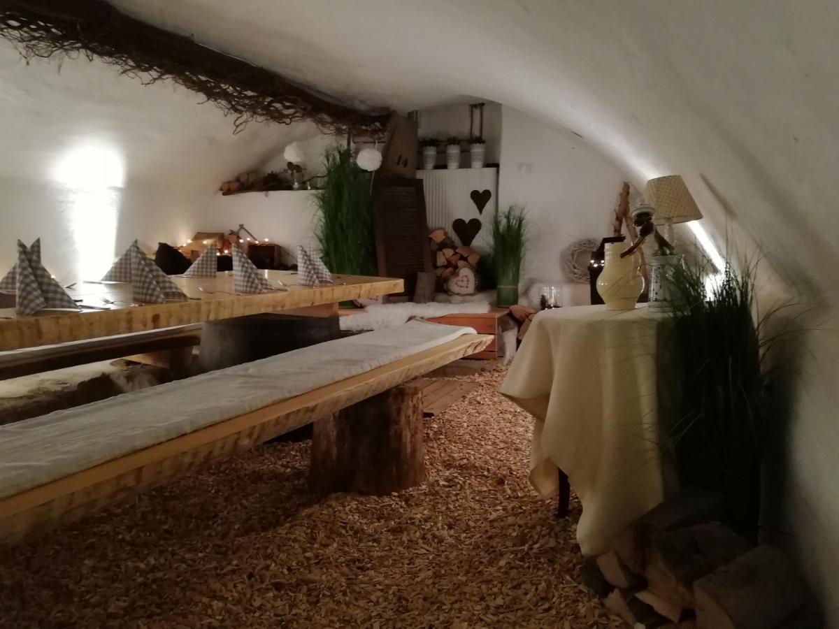 Gasthaus Dollinger 丁克尔斯比尔 外观 照片
